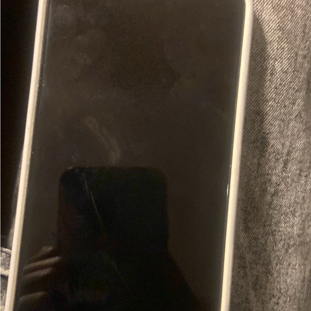 Apple Smartphone with White Frame